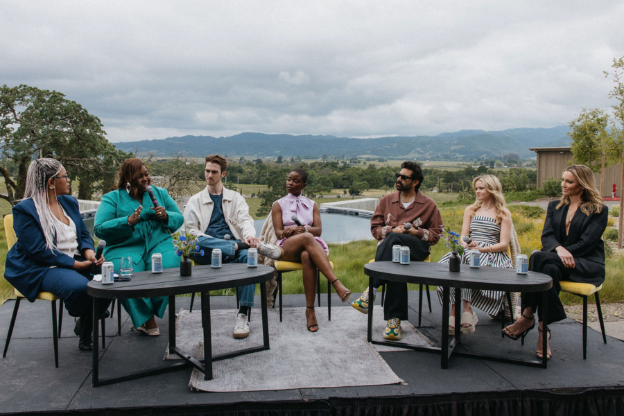 Breakthrough Artist Panel & Awards