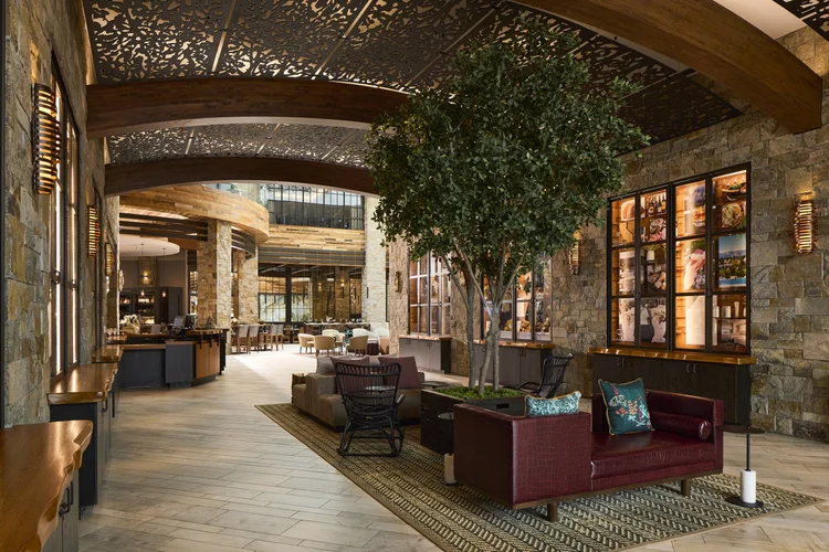 Archer Hotel lobby